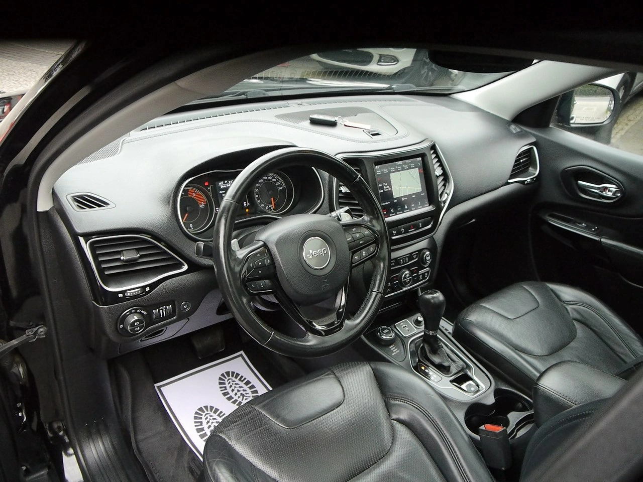 Jeep Cherokee - Zdjęcie 29