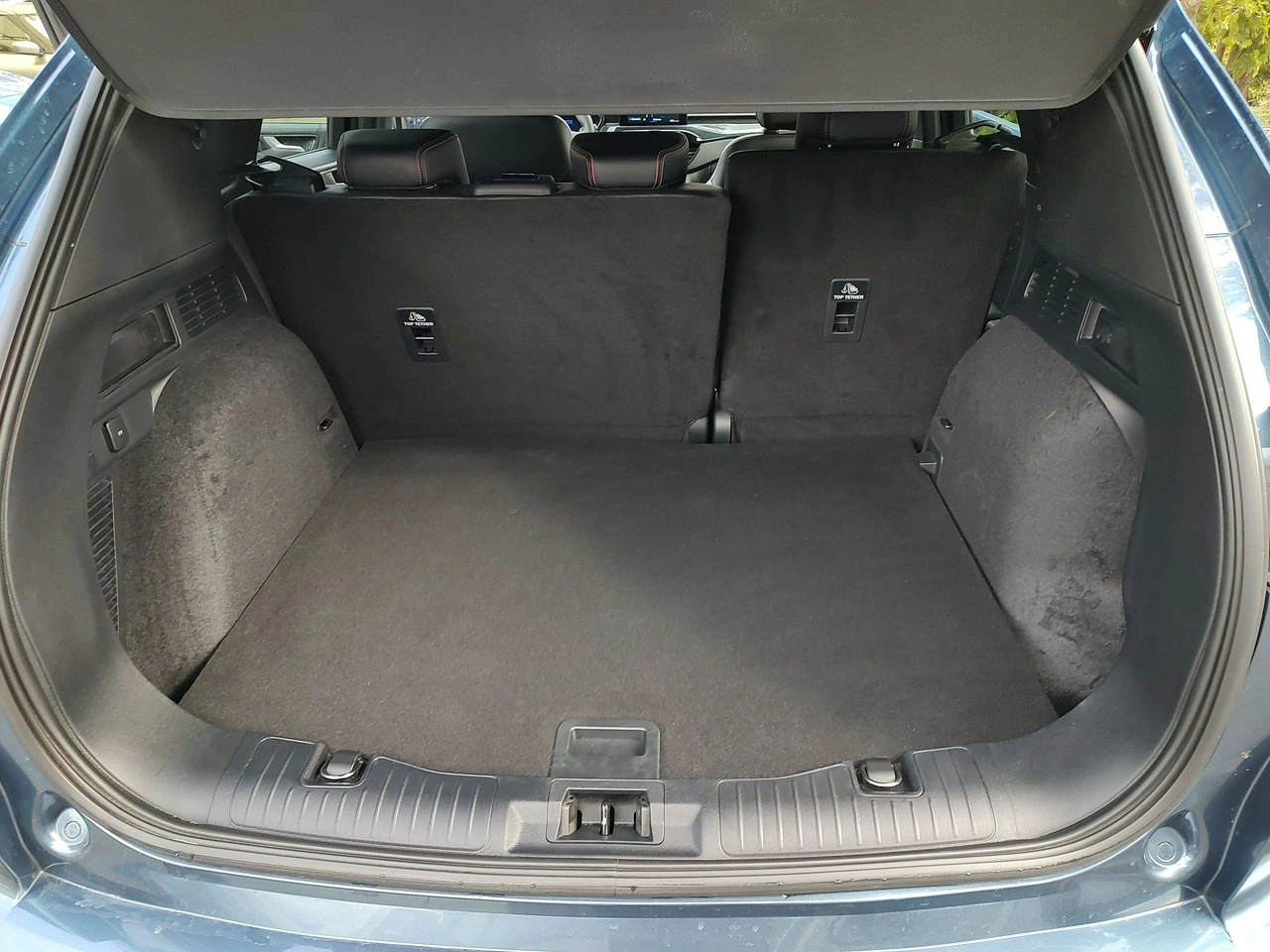 Ford Kuga - Zdjęcie 25