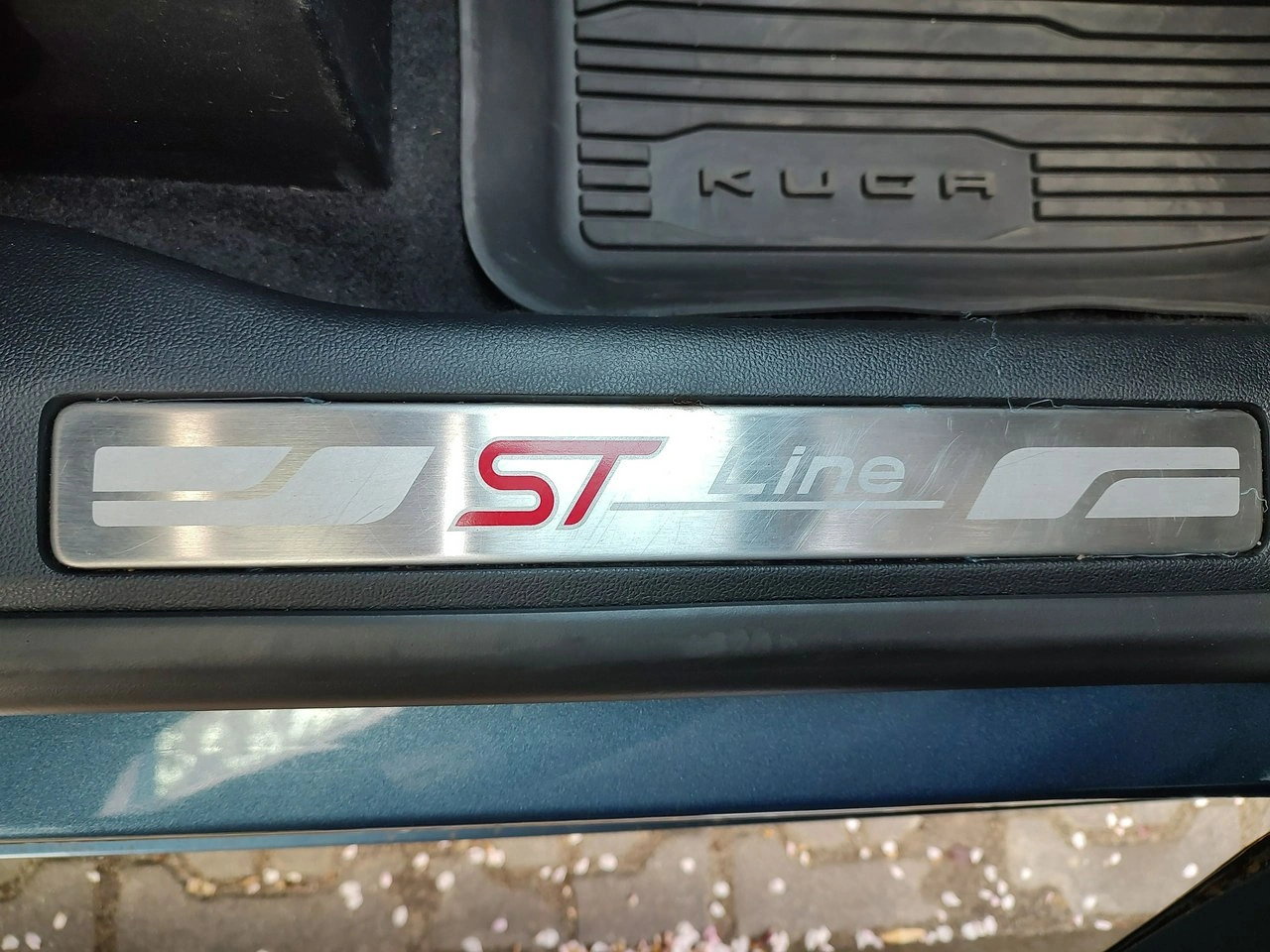 Ford Kuga - Zdjęcie 29