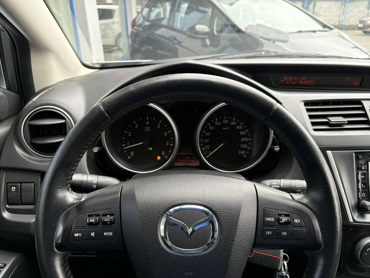 Mazda 5 - Zdjęcie 21