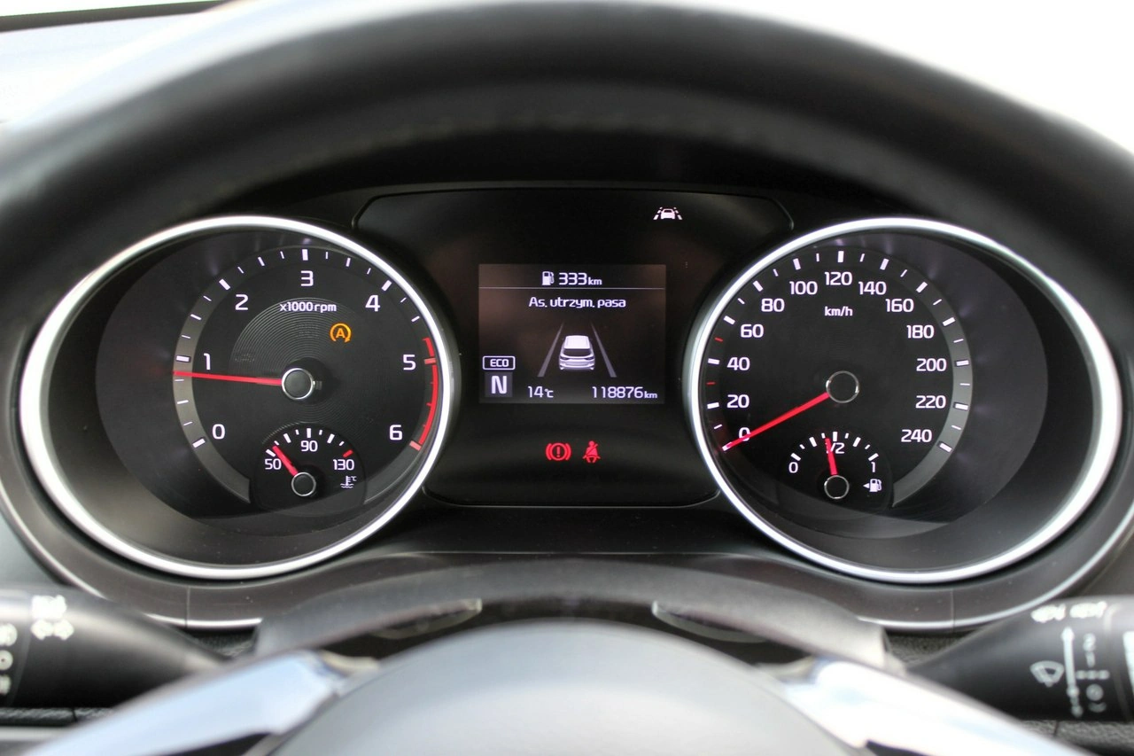 Kia Ceed - Zdjęcie 13