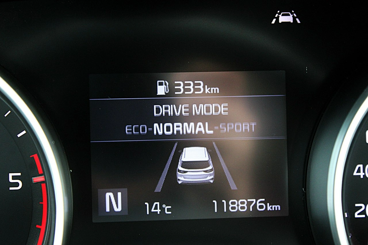 Kia Ceed - Zdjęcie 16