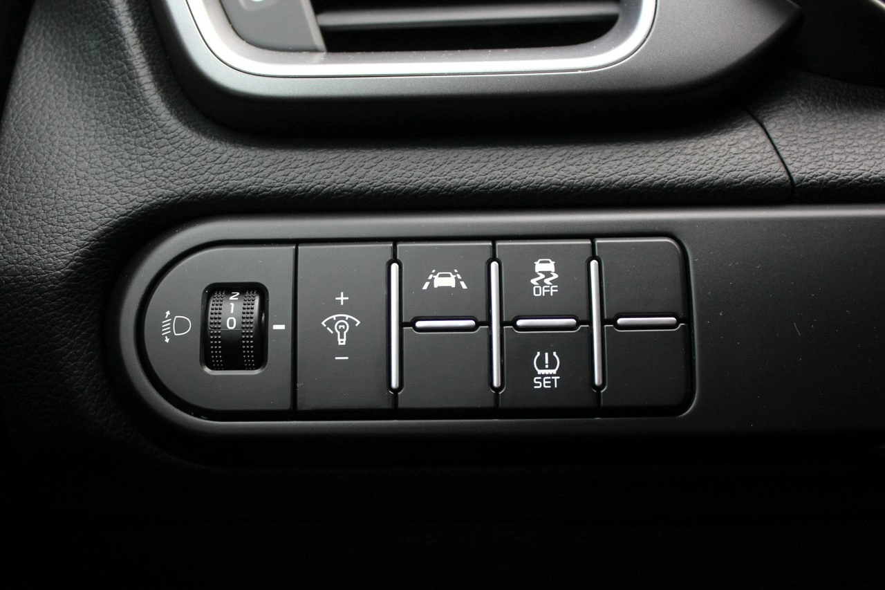 Kia Ceed - Zdjęcie 21