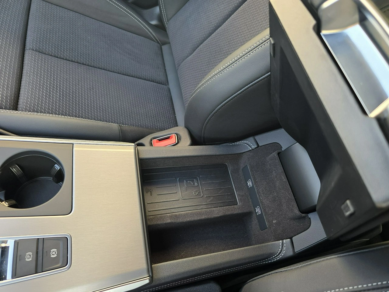 Audi A6 - Zdjęcie 33