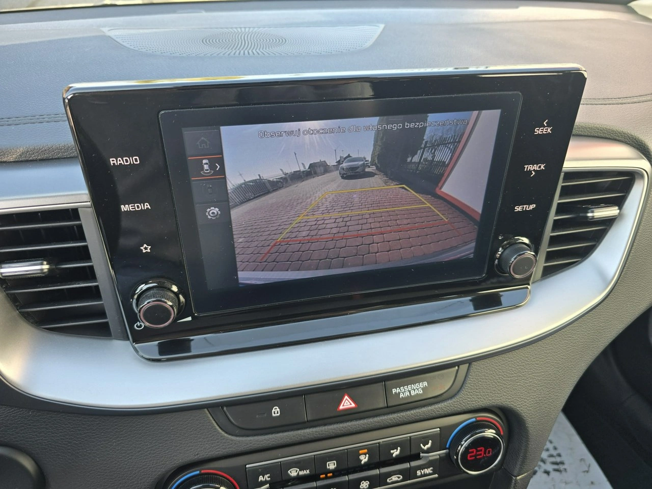 Kia Ceed - Zdjęcie 18