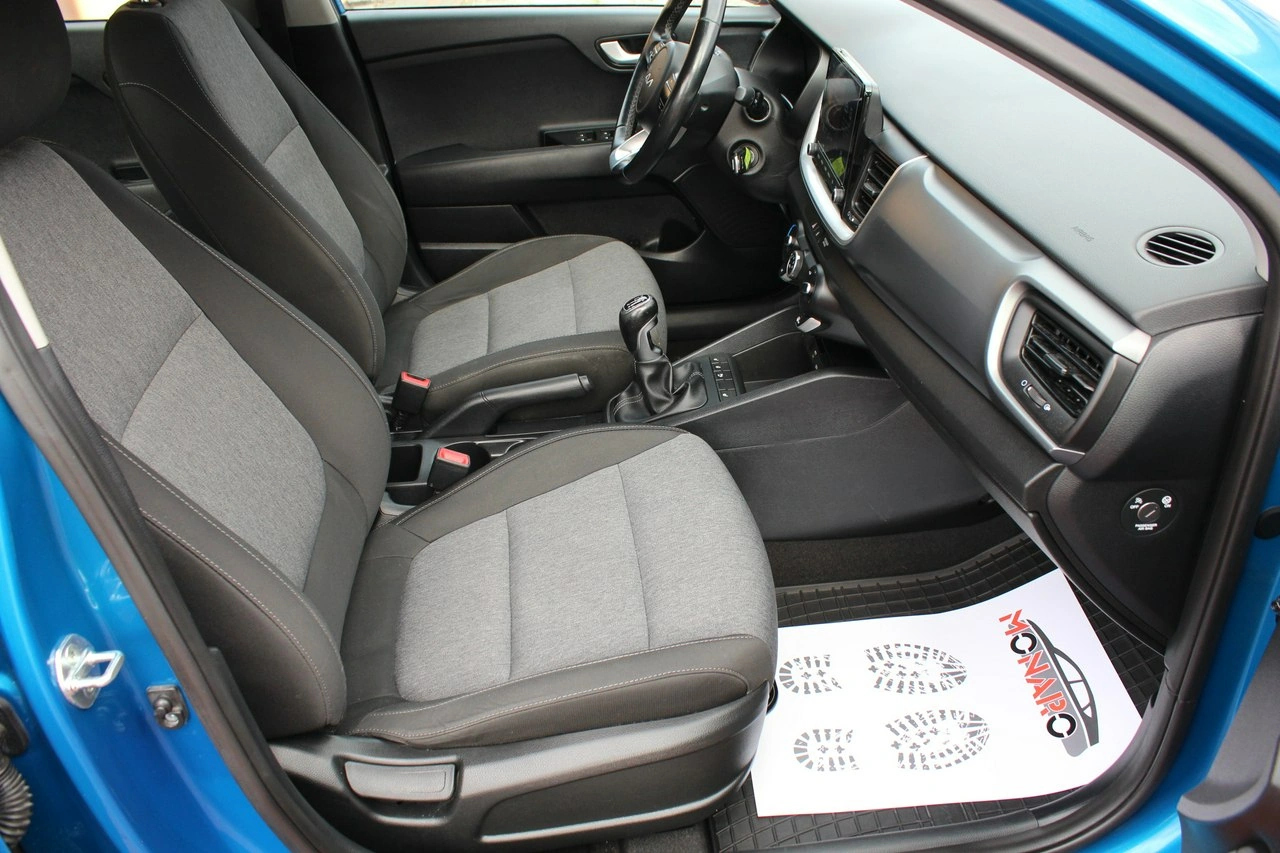 Kia Stonic - Zdjęcie 12