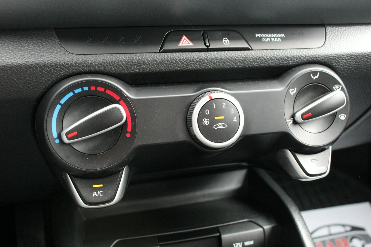 Kia Stonic - Zdjęcie 20