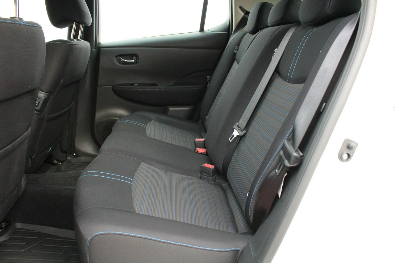 Nissan Leaf - Zdjęcie 9