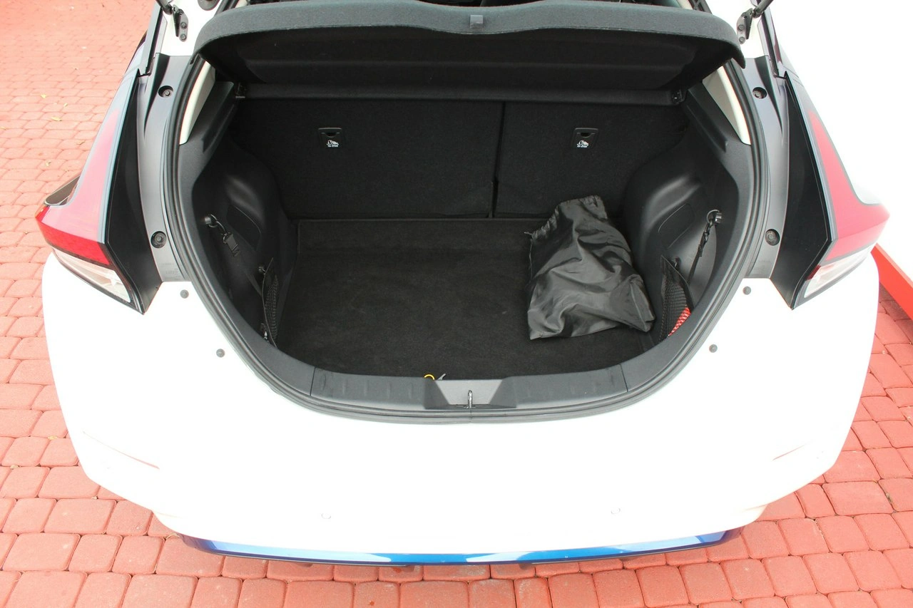 Nissan Leaf - Zdjęcie 33