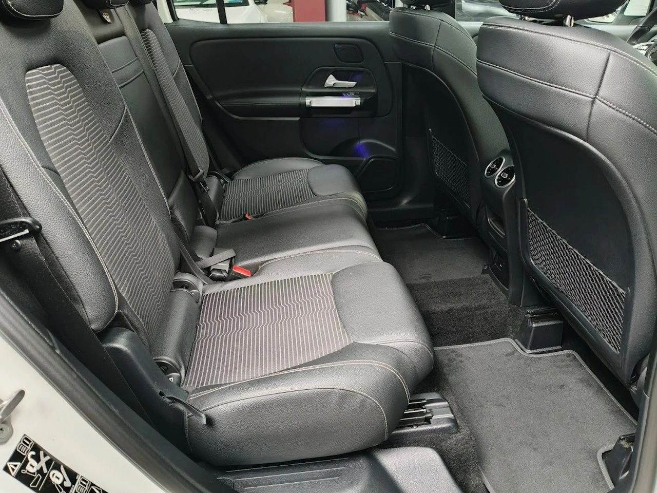 Mercedes GLB - Zdjęcie 16