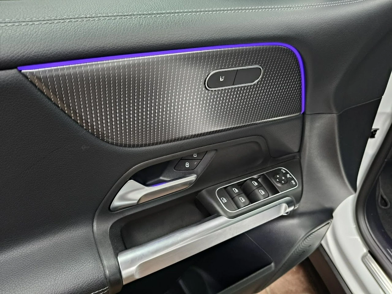 Mercedes GLB - Zdjęcie 22