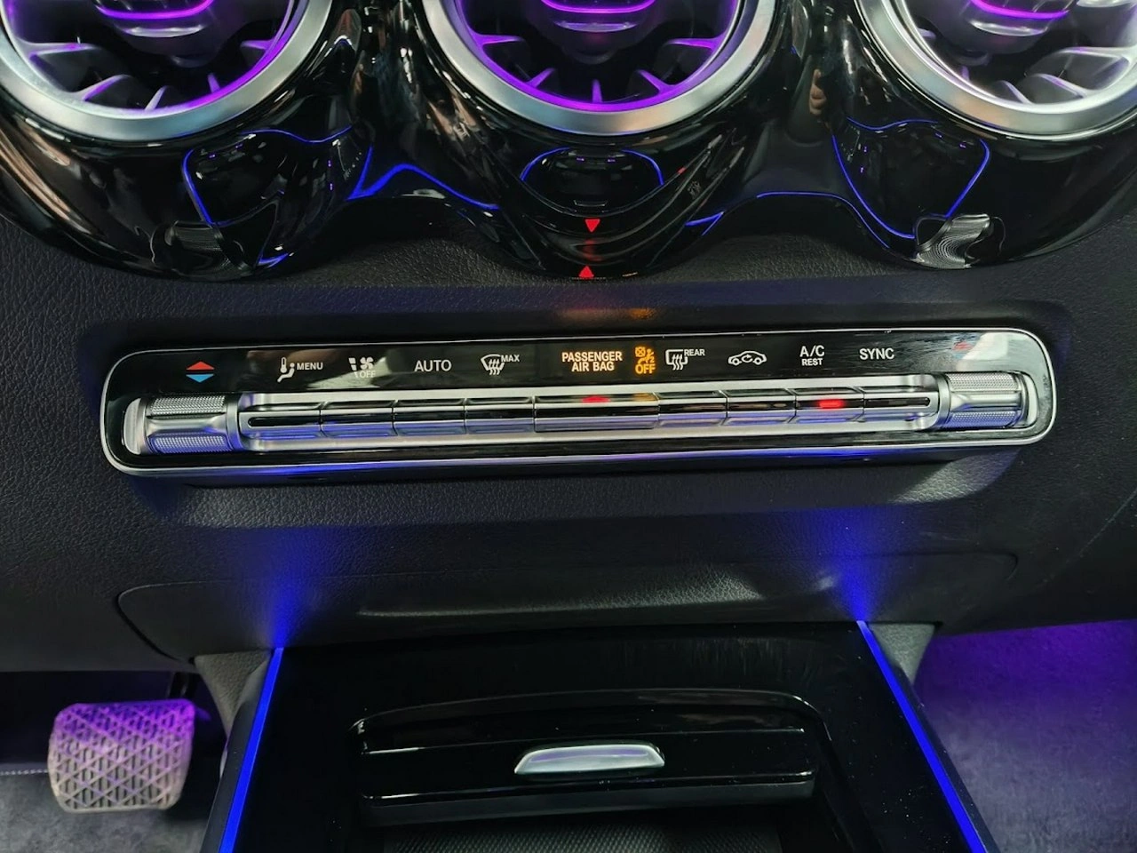 Mercedes GLB - Zdjęcie 36