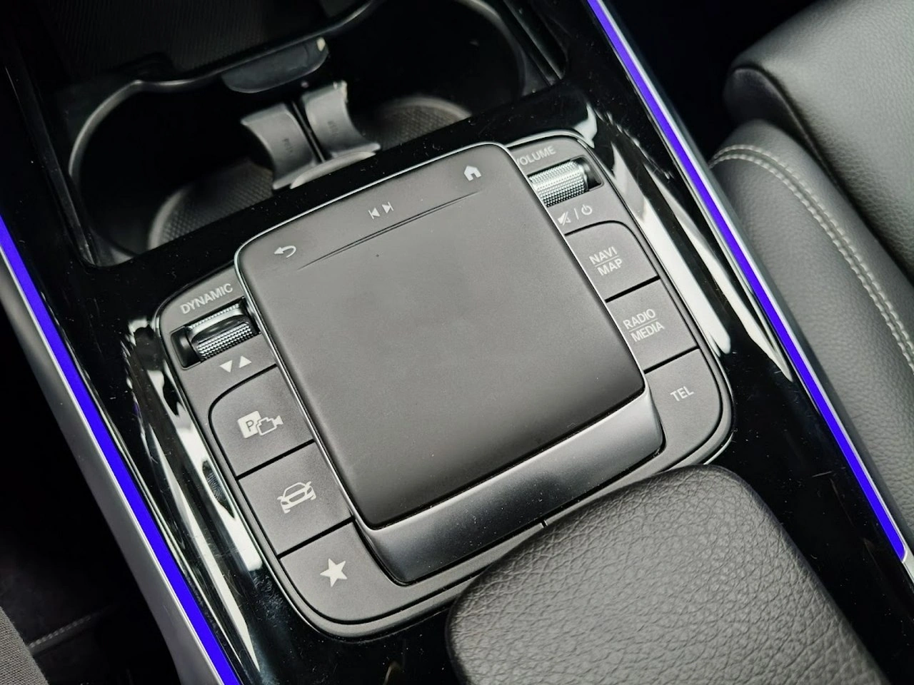 Mercedes GLB - Zdjęcie 37