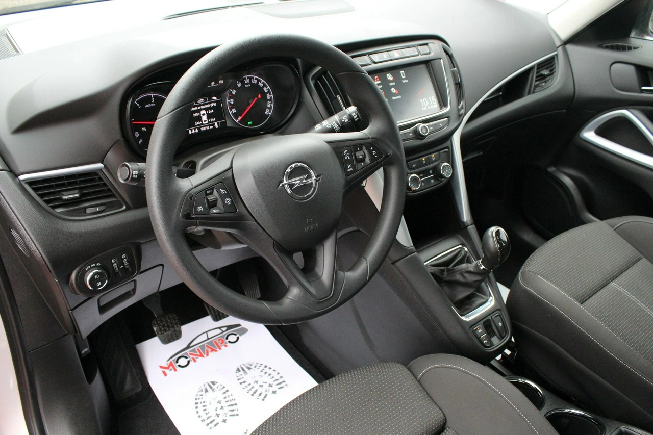 Opel Zafira - Zdjęcie 12