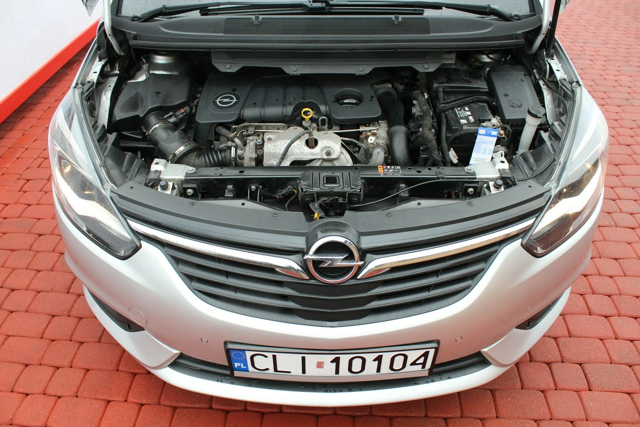 Opel Zafira - Zdjęcie 29