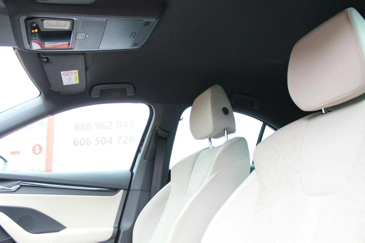 Skoda Octavia - Zdjęcie 16