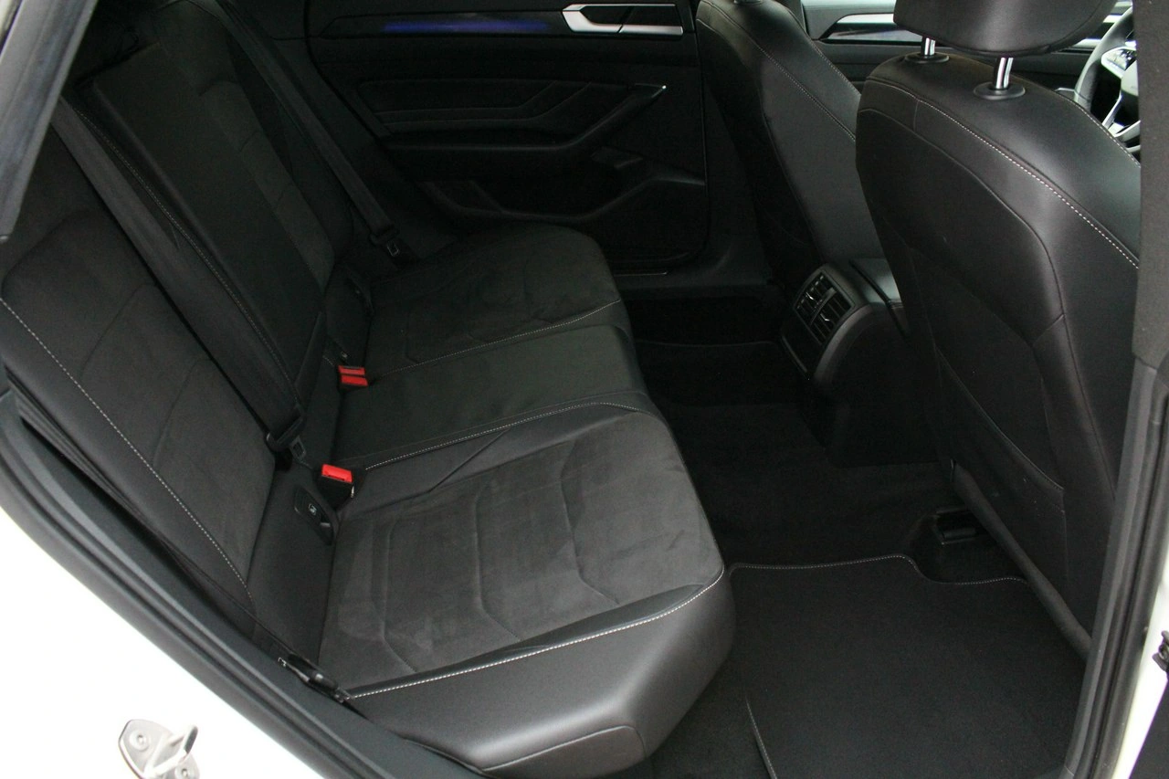 Volkswagen Arteon - Zdjęcie 17