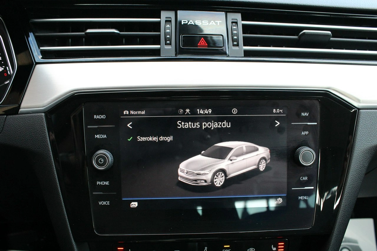 Volkswagen Passat - Zdjęcie 21