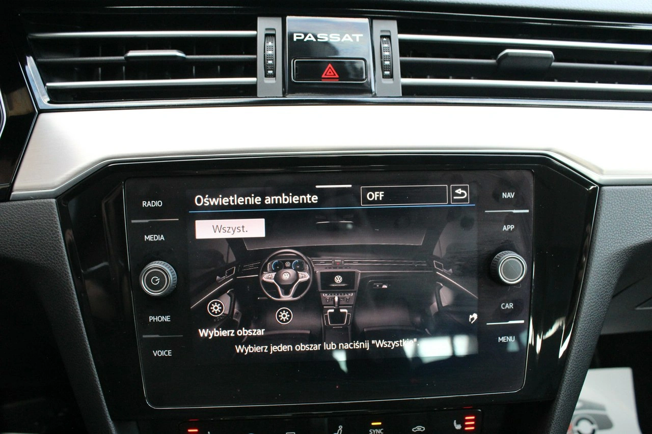 Volkswagen Passat - Zdjęcie 22