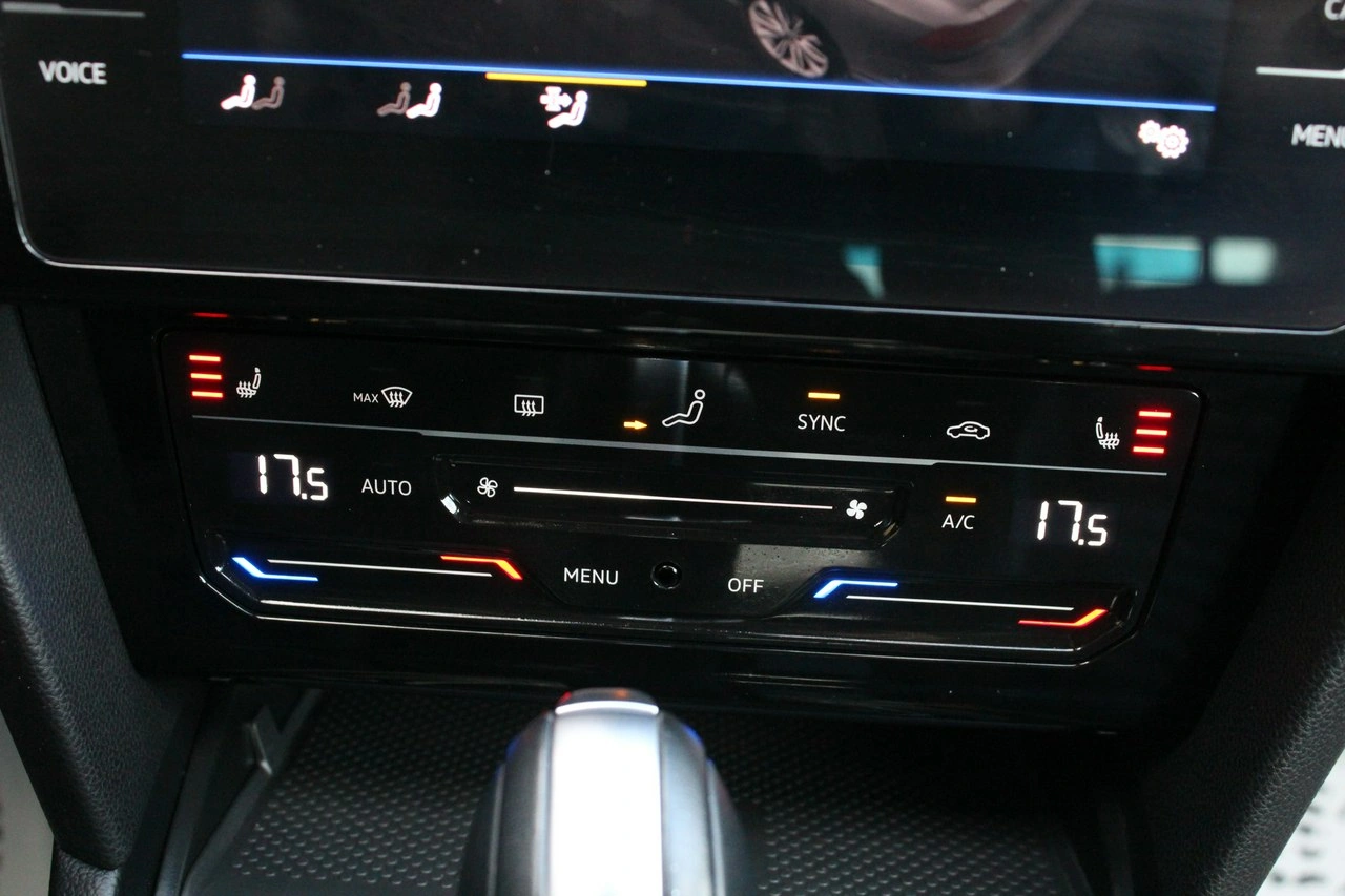 Volkswagen Passat - Zdjęcie 29