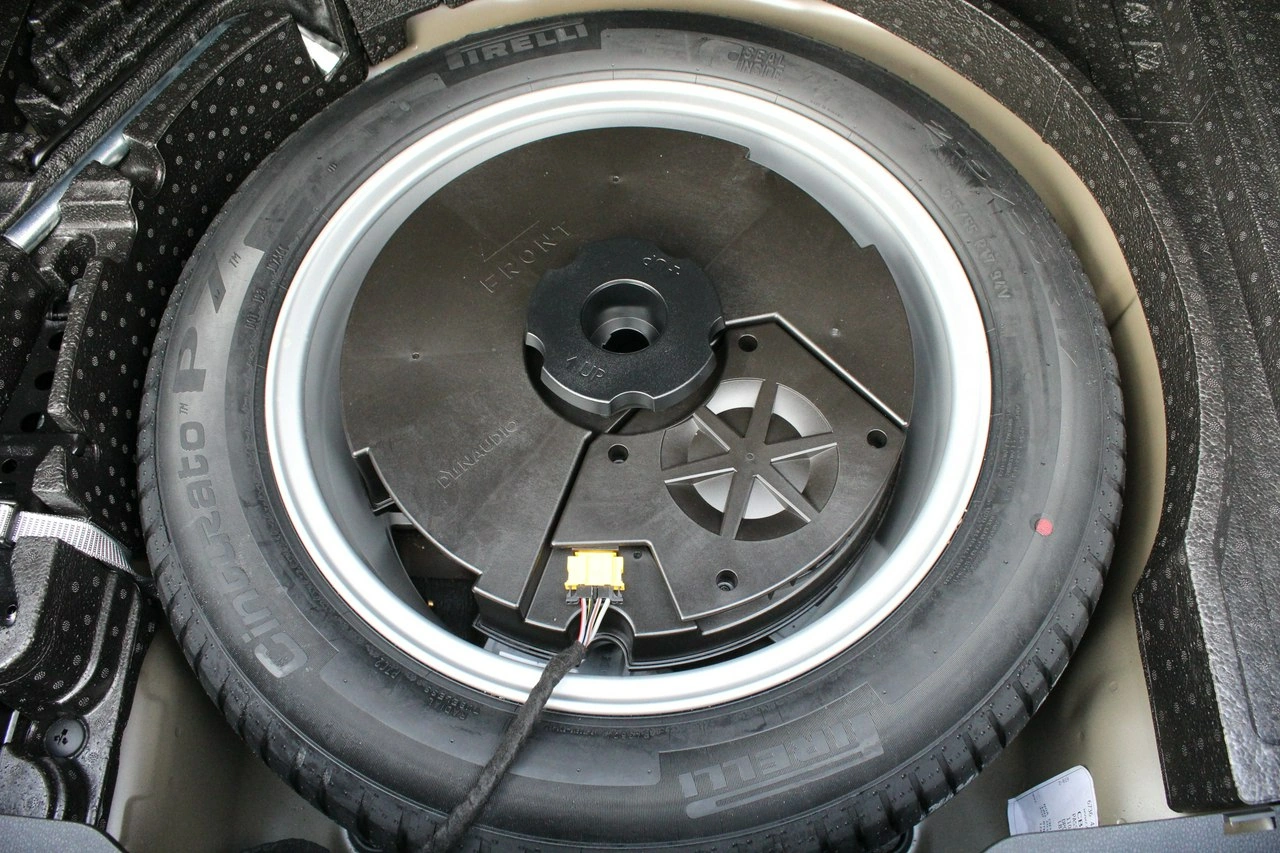 Volkswagen Passat - Zdjęcie 37