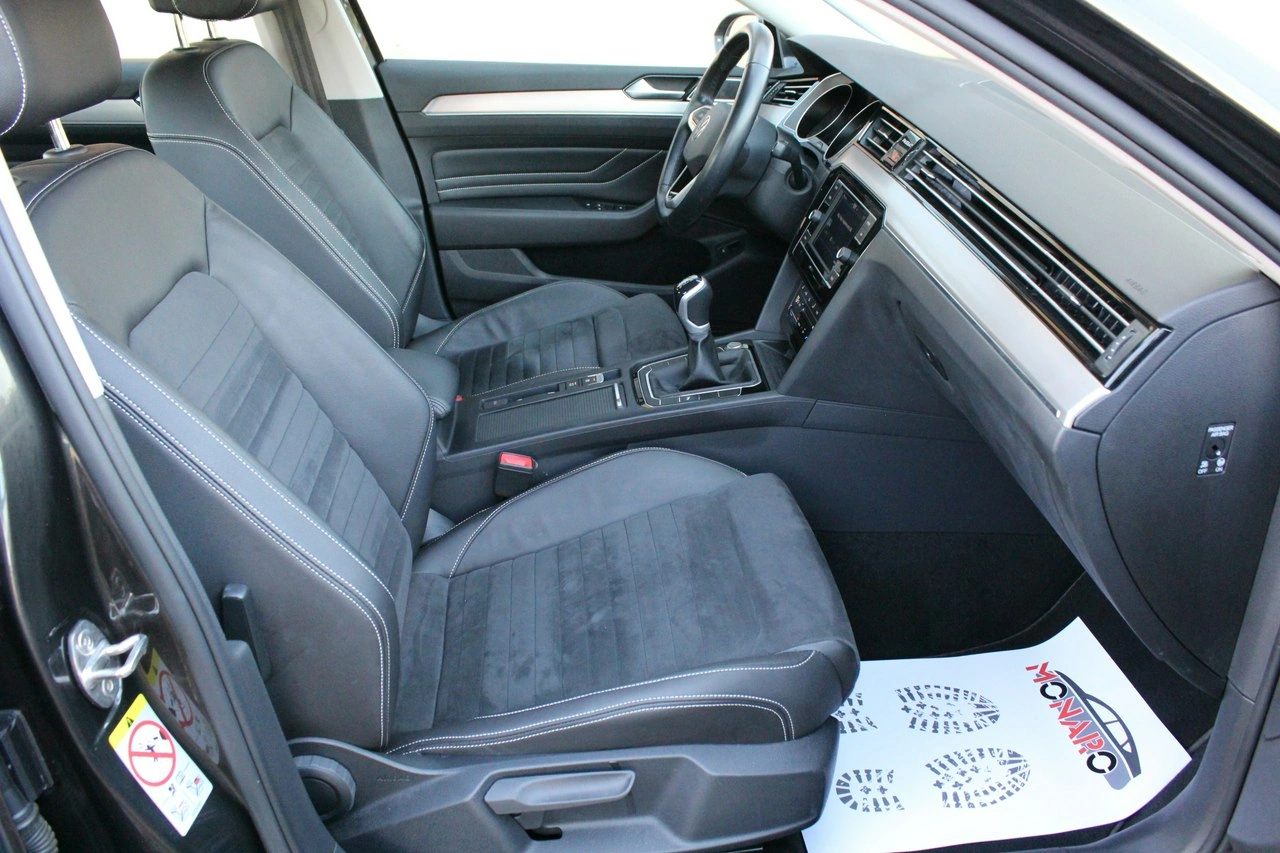 Volkswagen Passat - Zdjęcie 16