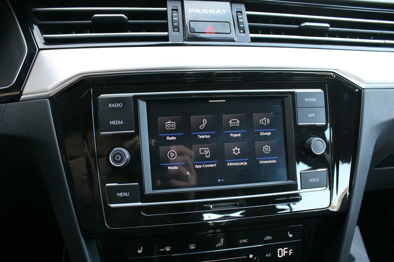 Volkswagen Passat - Zdjęcie 26