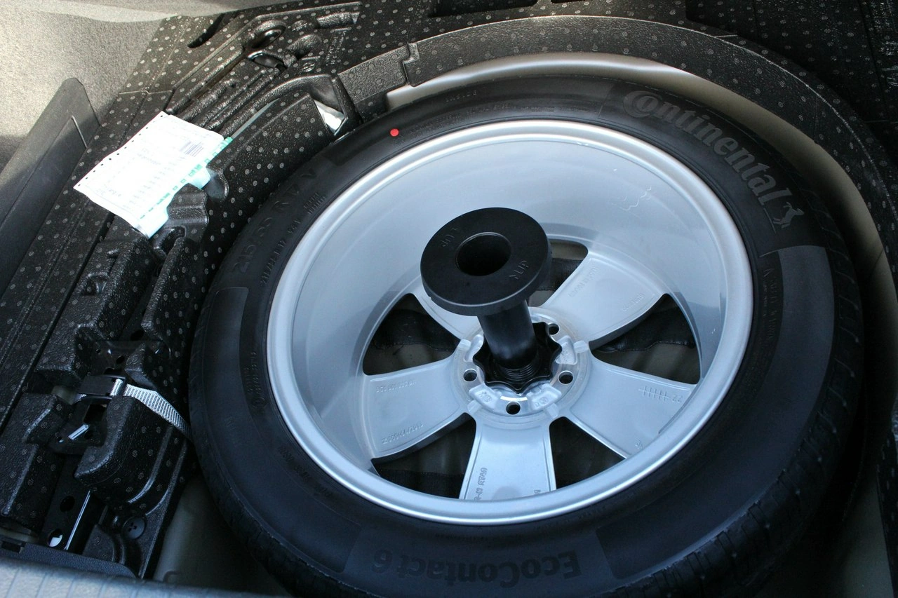 Volkswagen Passat - Zdjęcie 35