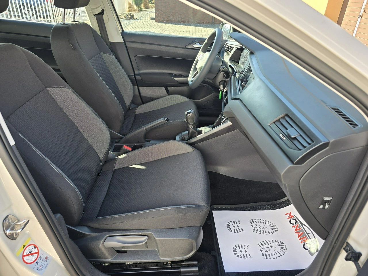 Volkswagen Polo - Zdjęcie 14