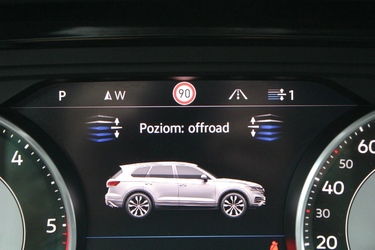 Volkswagen Touareg - Zdjęcie 32