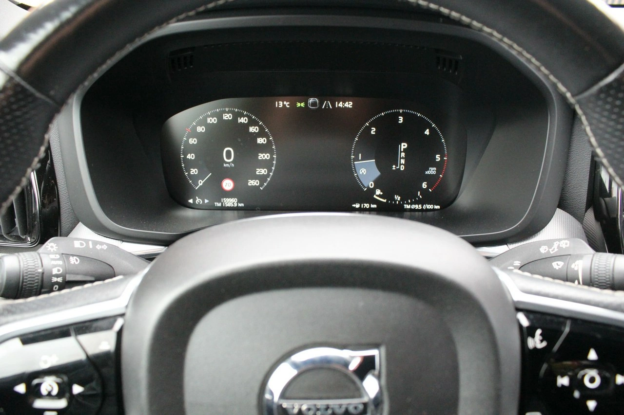 Volvo XC 60 - Zdjęcie 16