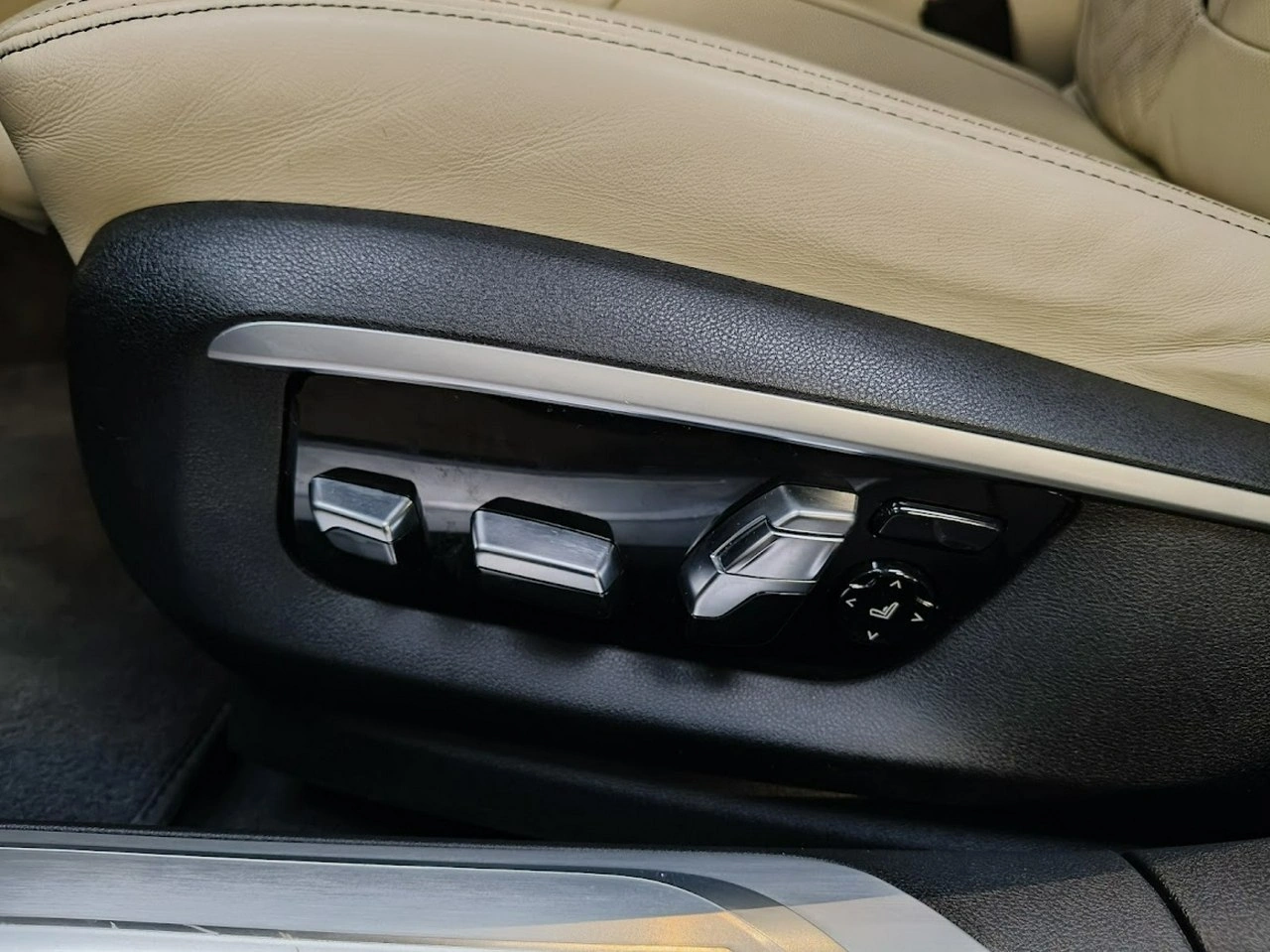 BMW 750 - Zdjęcie 22