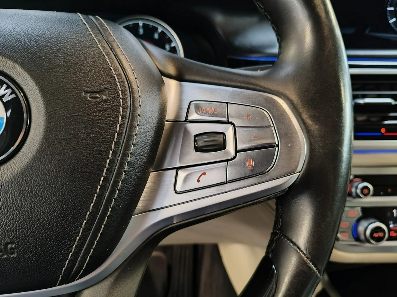 BMW 750 - Zdjęcie 28