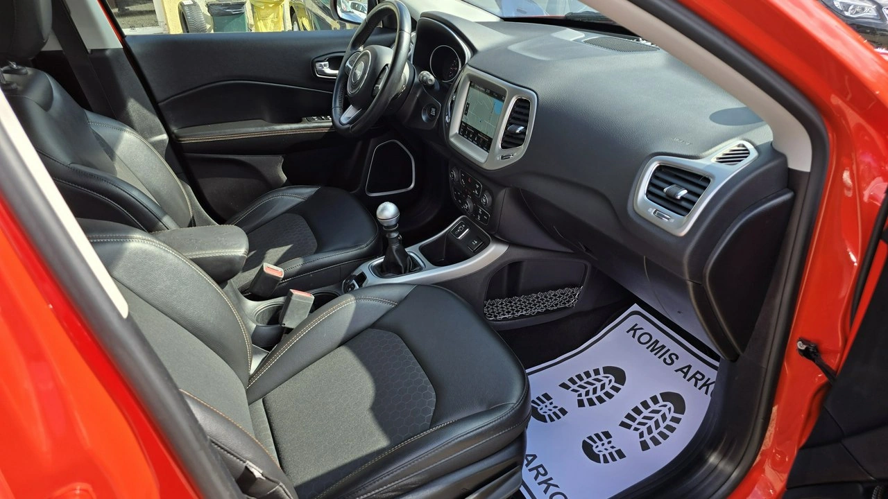 Jeep Compass - Zdjęcie 12