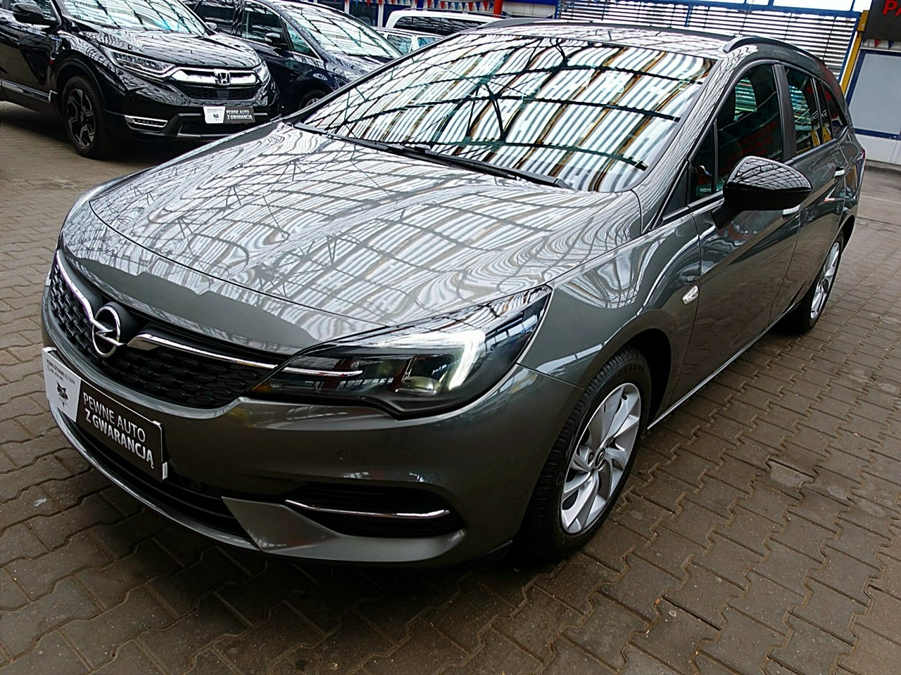 Opel Astra - Zdjęcie 6