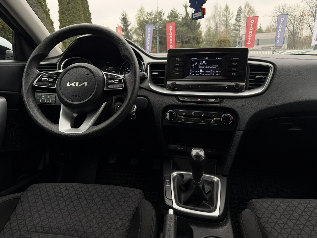 Kia Ceed - Zdjęcie 10