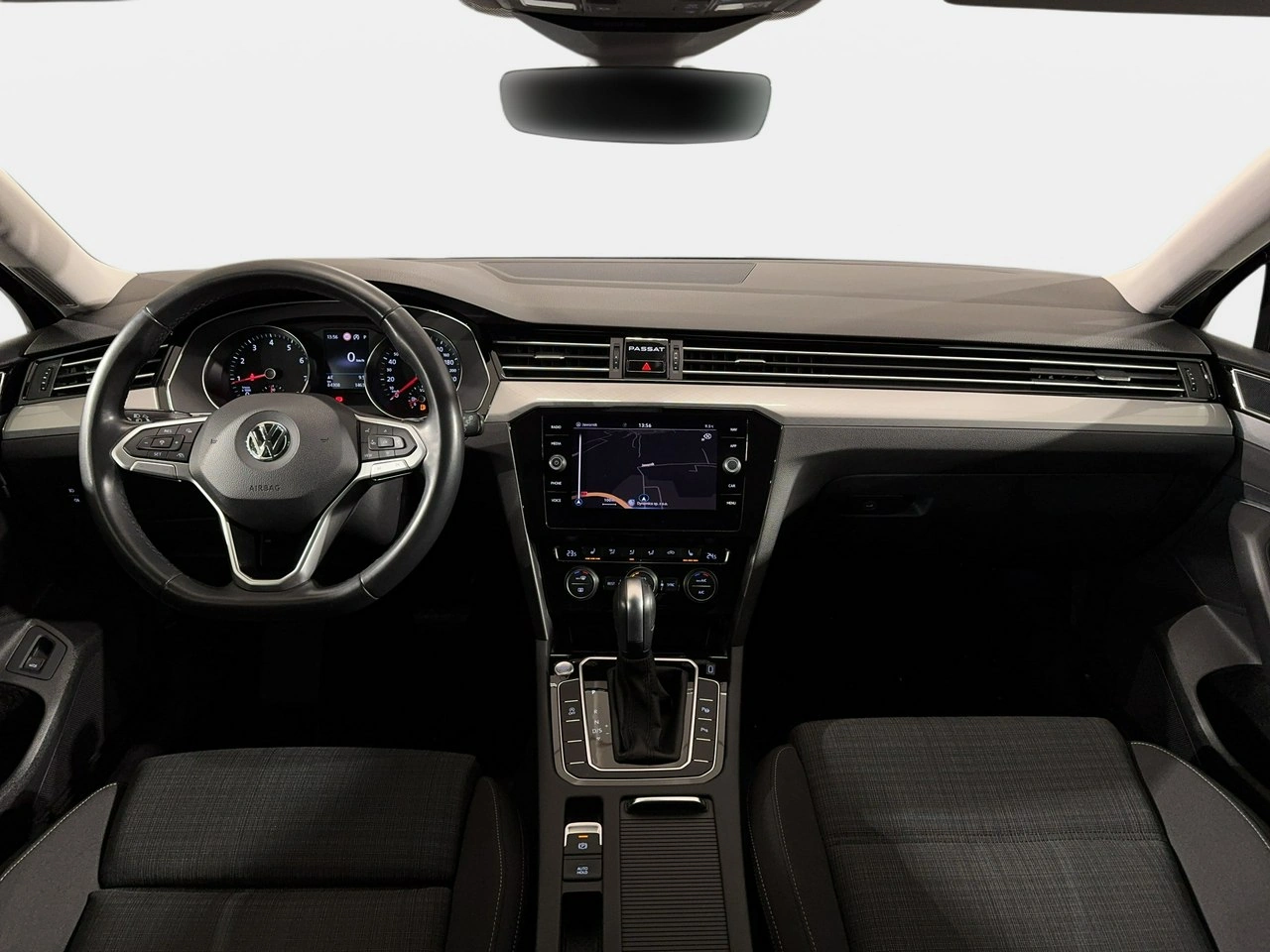 Volkswagen Passat Variant - Zdjęcie 16