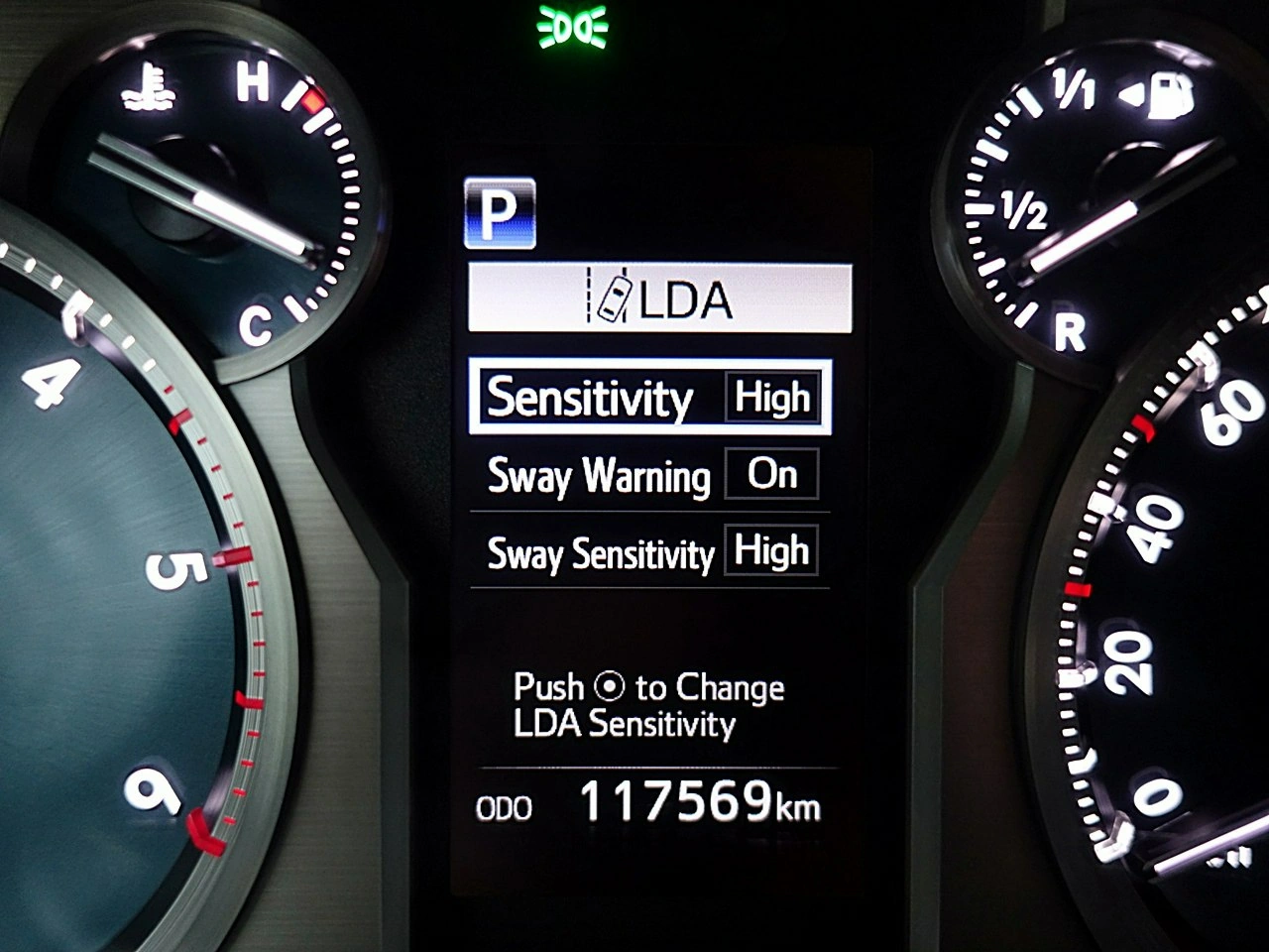 Toyota Land Cruiser - Zdjęcie 38