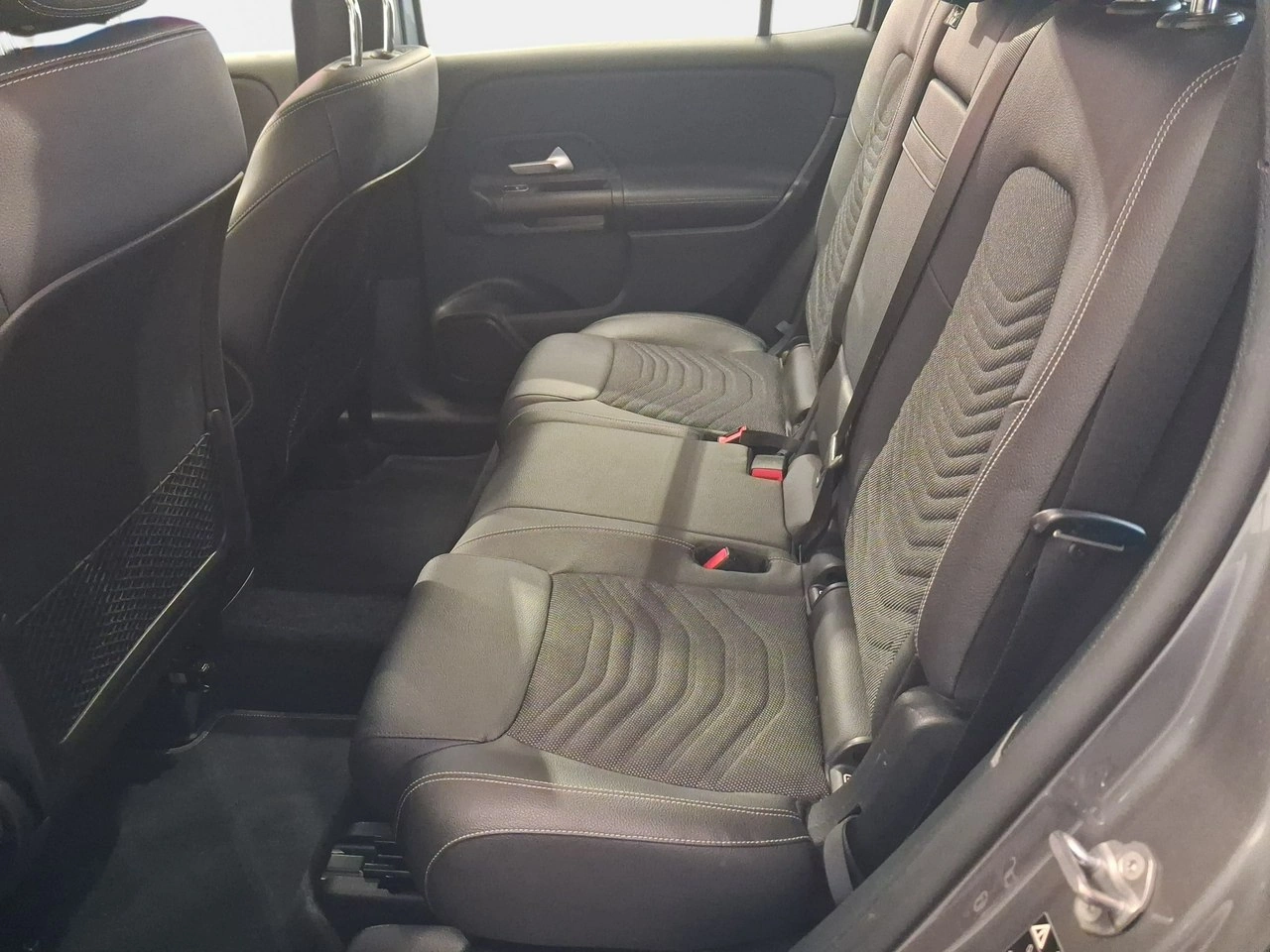 Mercedes GLB - Zdjęcie 9