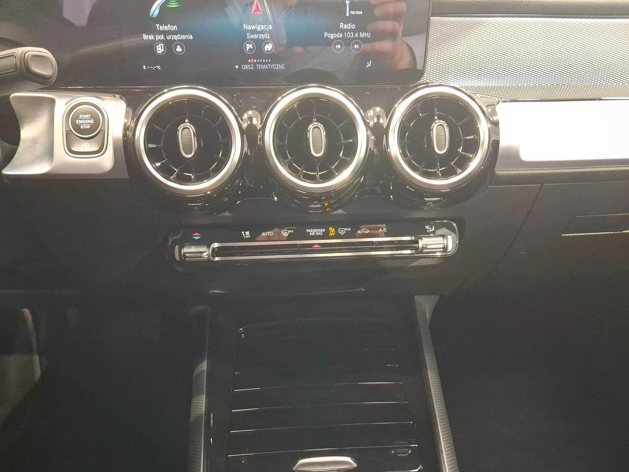 Mercedes GLB - Zdjęcie 19