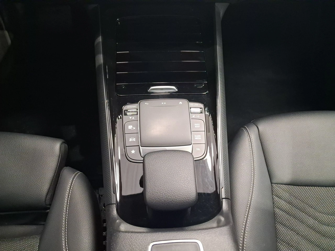 Mercedes GLB - Zdjęcie 20