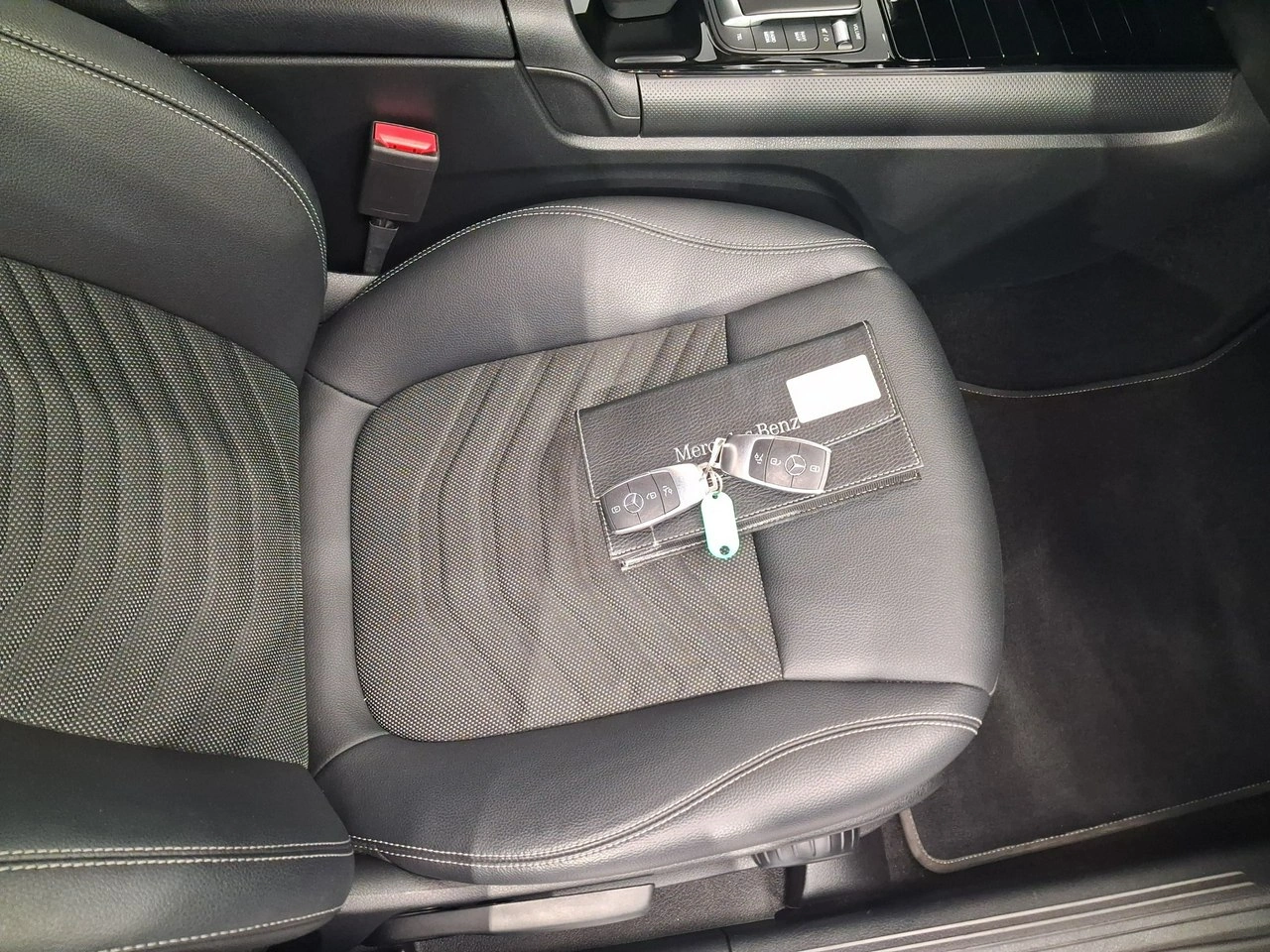 Mercedes GLB - Zdjęcie 8