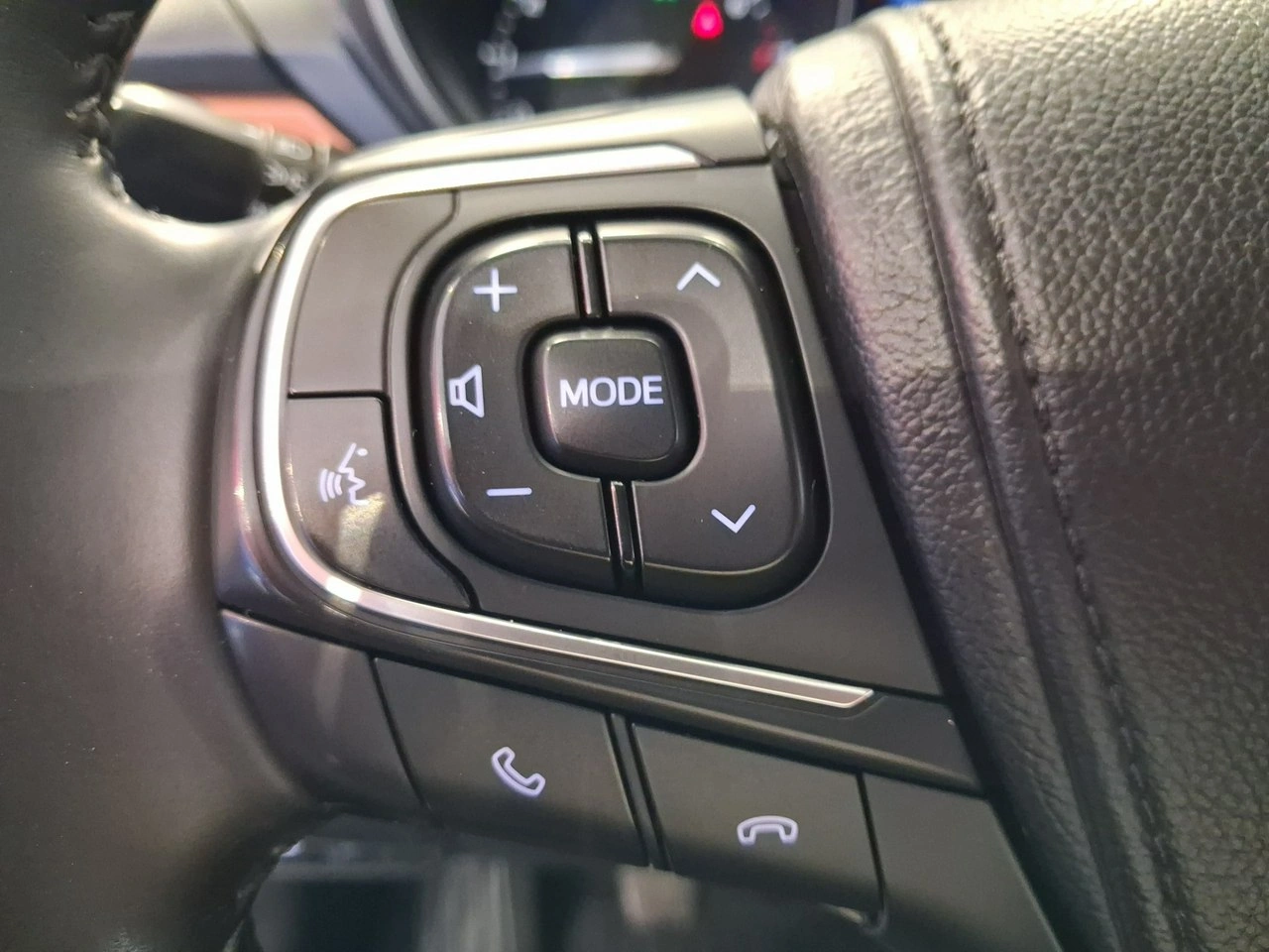 Toyota Avensis - Zdjęcie 16