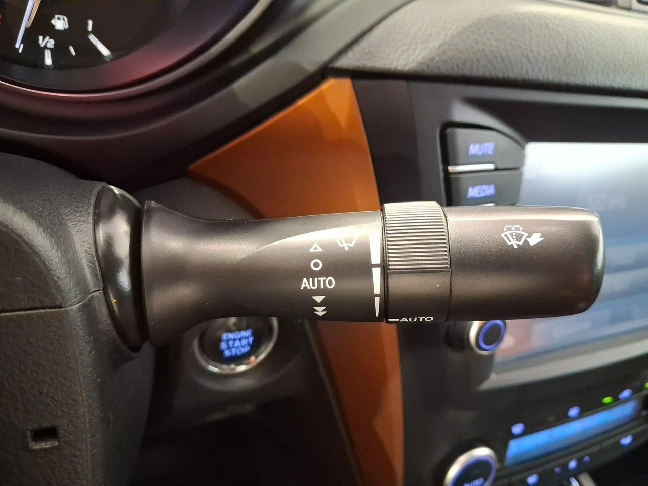 Toyota Avensis - Zdjęcie 19