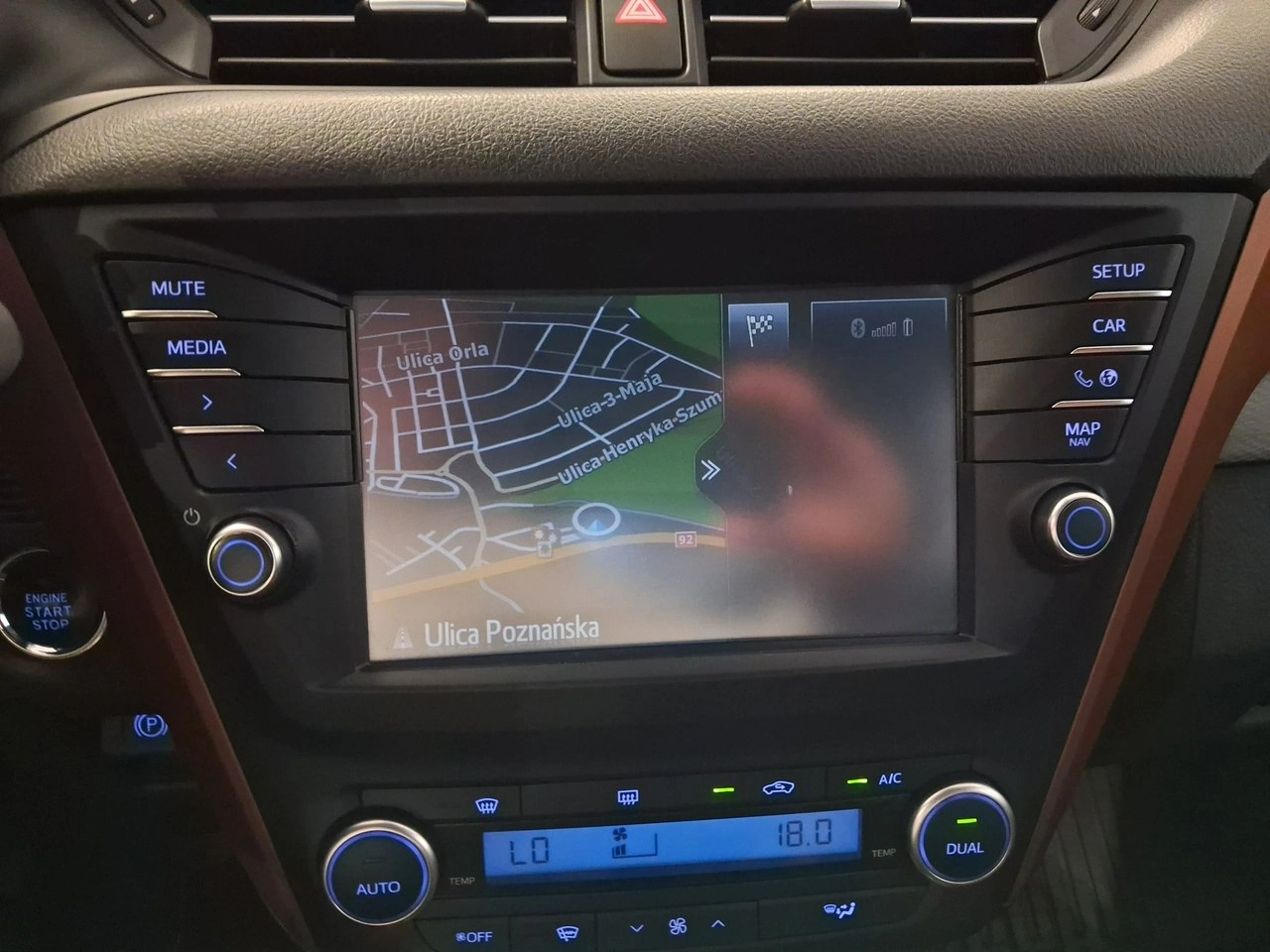 Toyota Avensis - Zdjęcie 23