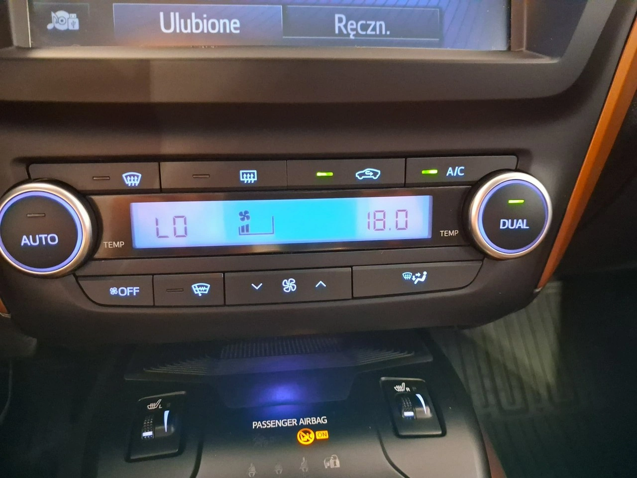 Toyota Avensis - Zdjęcie 25