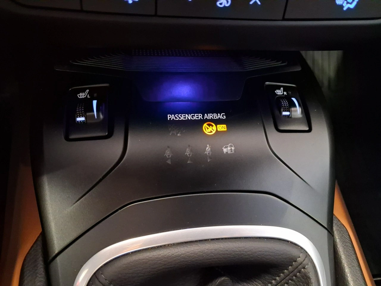 Toyota Avensis - Zdjęcie 31