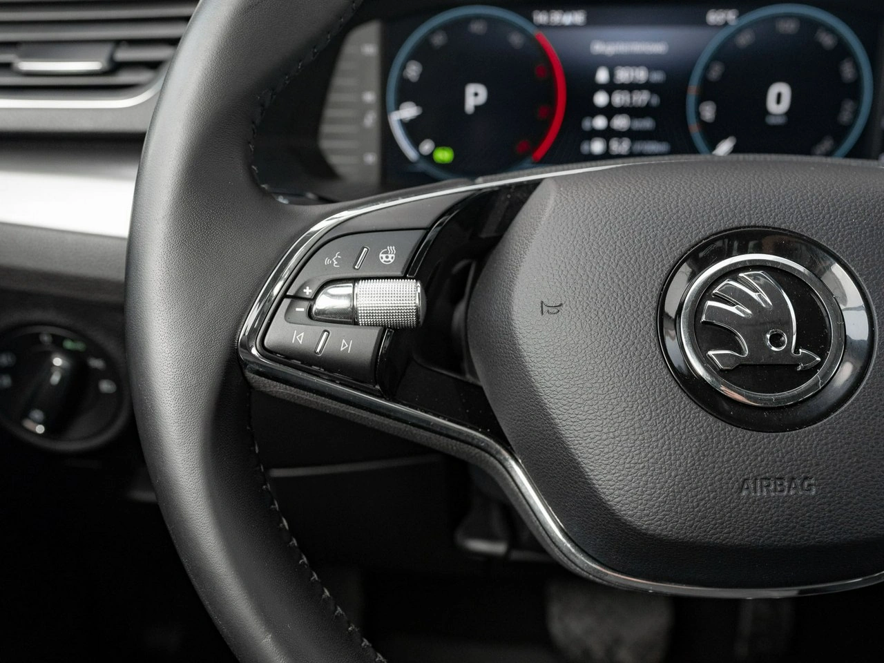 Skoda Superb - Zdjęcie 15