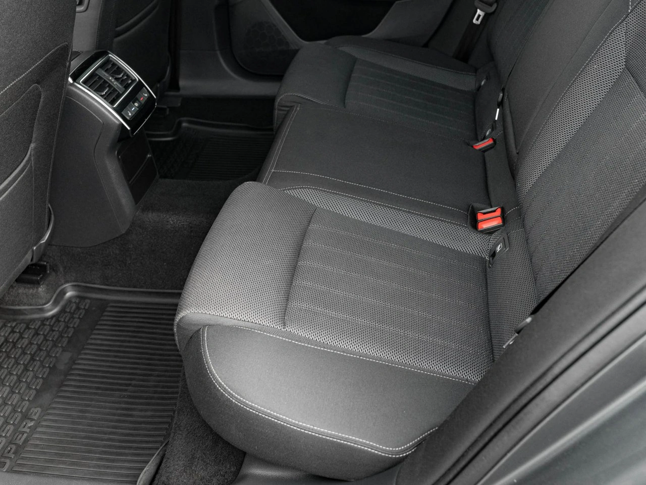 Skoda Superb - Zdjęcie 23