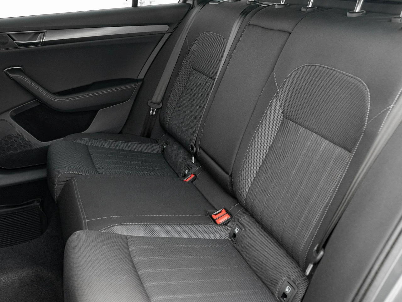 Skoda Superb - Zdjęcie 24